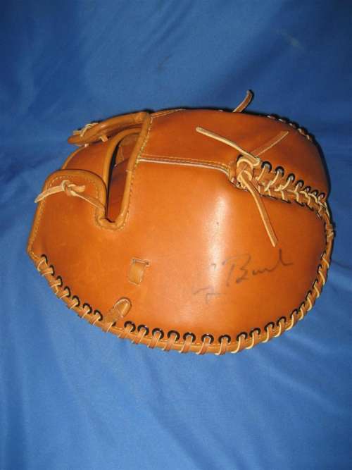 George Bush Autographed George McQuinn Rawlings Claw Reissue Back